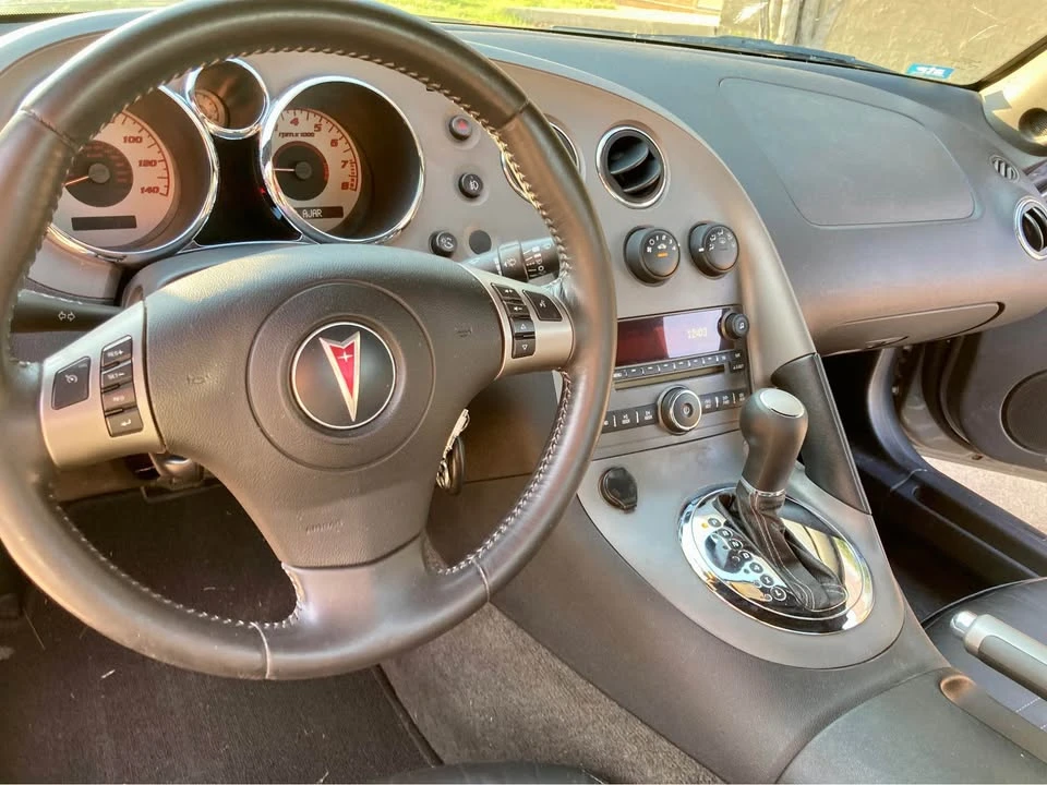 2007 Pontiac Solstice - Image 7 of 15