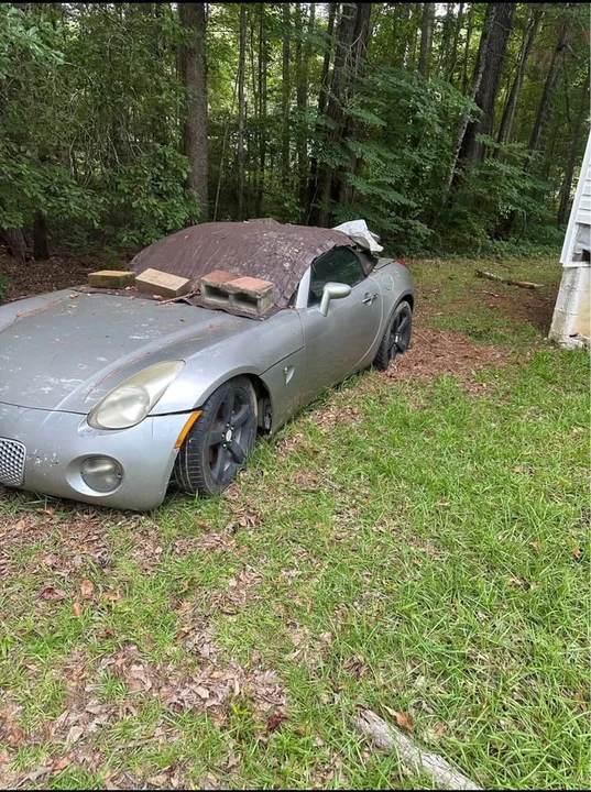 2007 Pontiac Solstice - Image 2 of 2