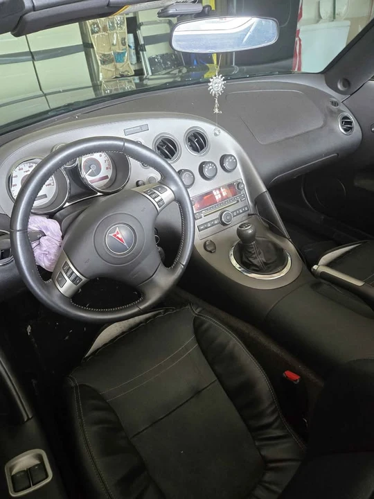 2007 Pontiac Solstice - Image 4 of 4