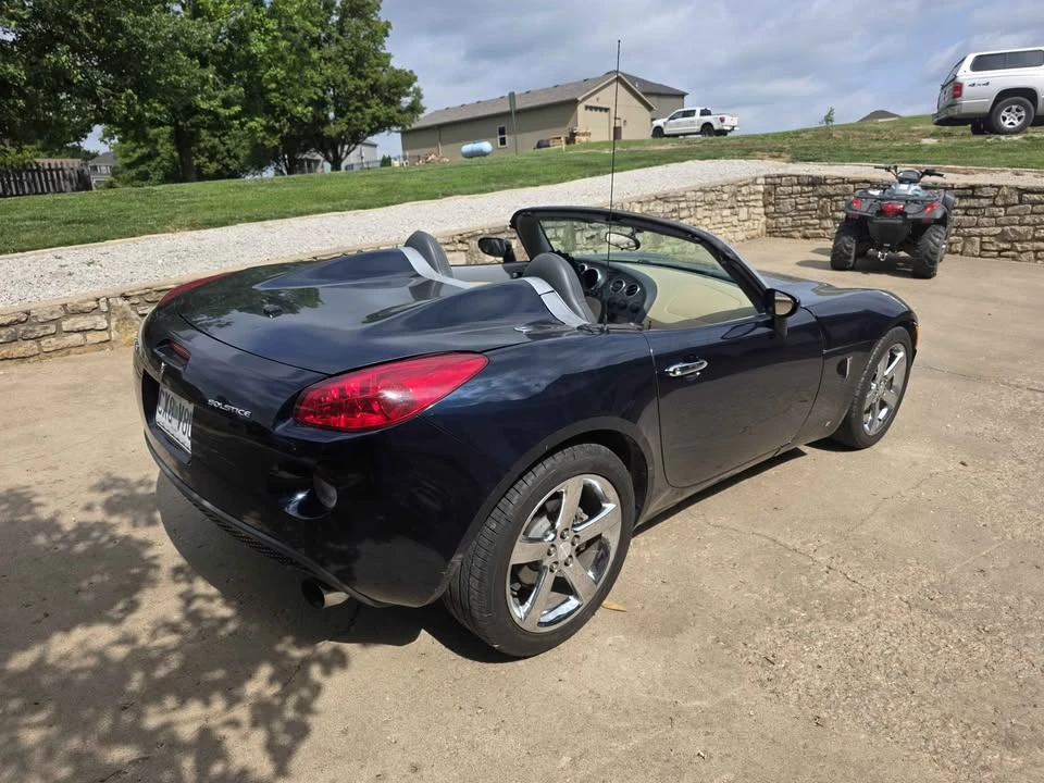2007 Pontiac Solstice - Image 7 of 15