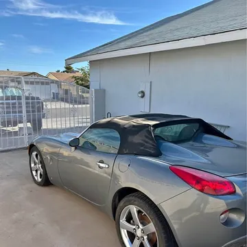 2007 Pontiac Solstice Convertible 2D