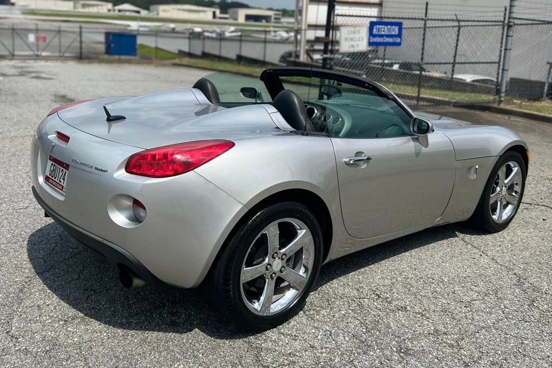 2007 Pontiac Solstice GXP - Image 4 of 31