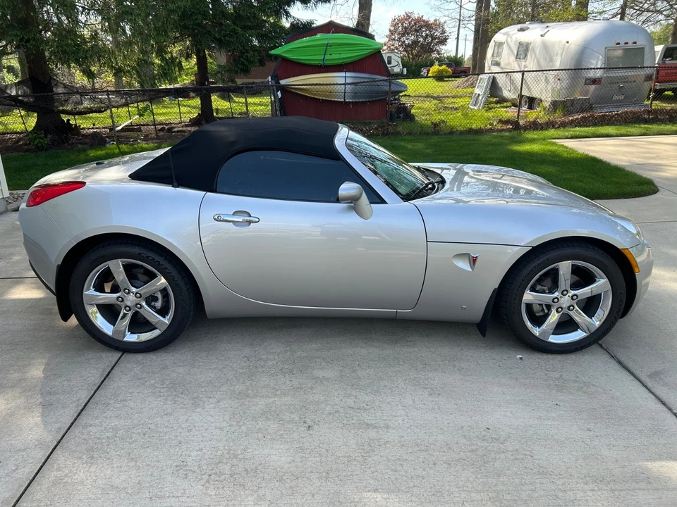 2007 Pontiac Solstice GXP - Image 4 of 11