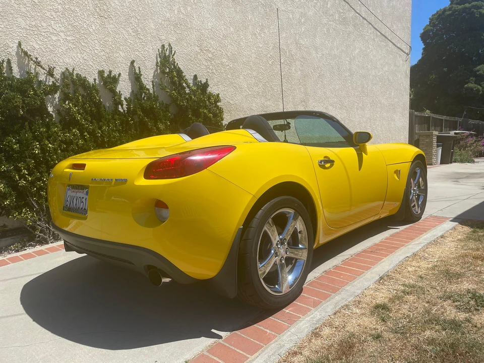 2007 Pontiac Solstice GXP - Image 10 of 31