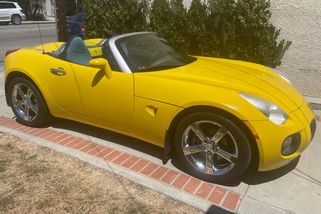 2007 Pontiac Solstice GXP - Image 14 of 31