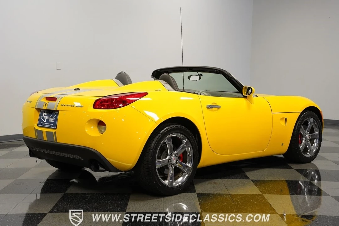 2007 Pontiac Solstice GXP - Image 13 of 21