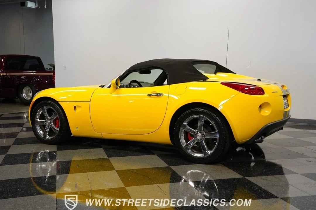 2007 Pontiac Solstice GXP - Image 9 of 21