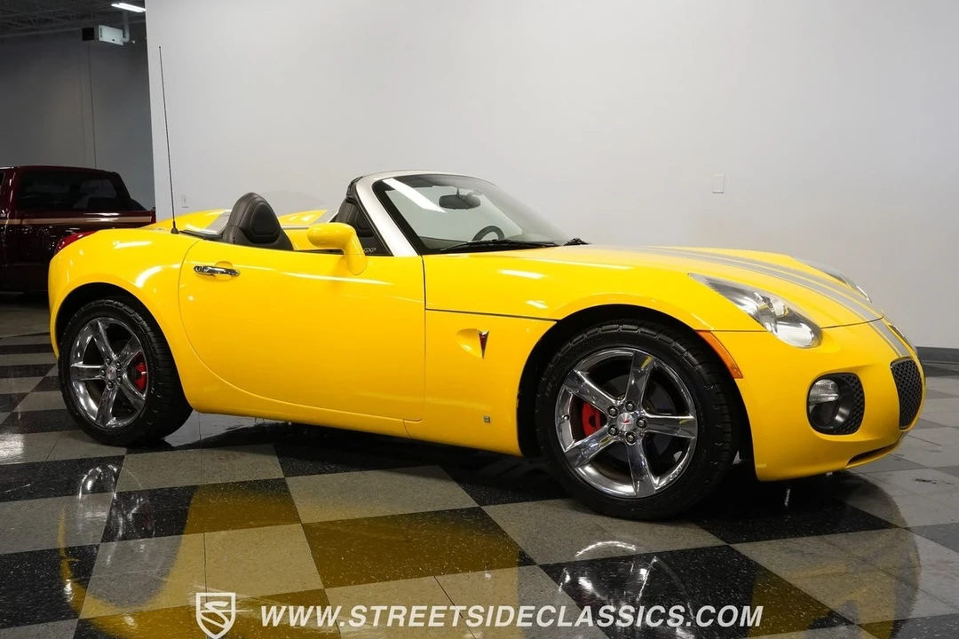 2007 Pontiac Solstice GXP - Image 16 of 21