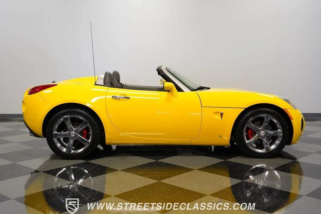 2007 Pontiac Solstice GXP - Image 15 of 21