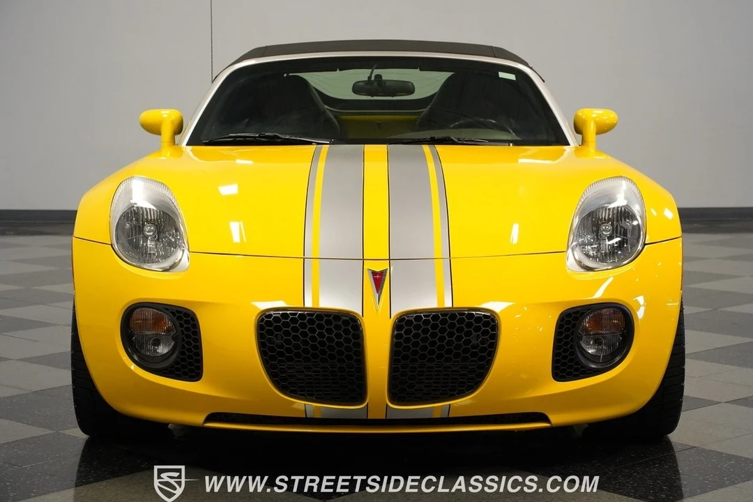 2007 Pontiac Solstice GXP - Image 18 of 21