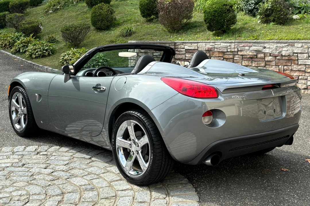 2007 Pontiac Solstice GXP - Image 4 of 5