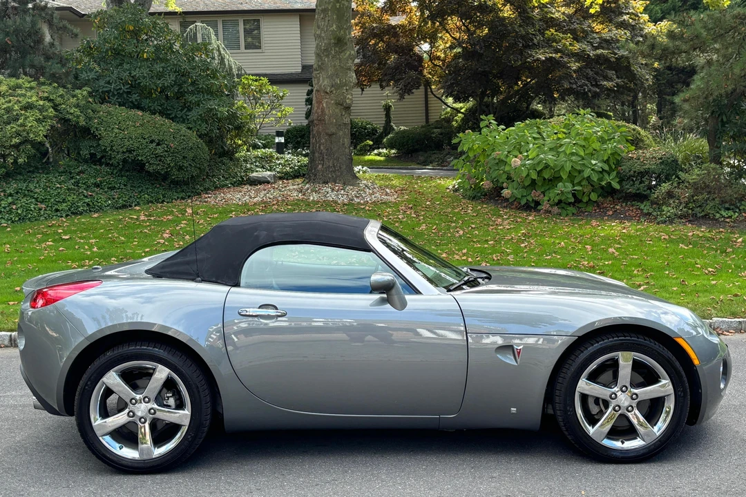 2007 Pontiac Solstice GXP - Image 3 of 5