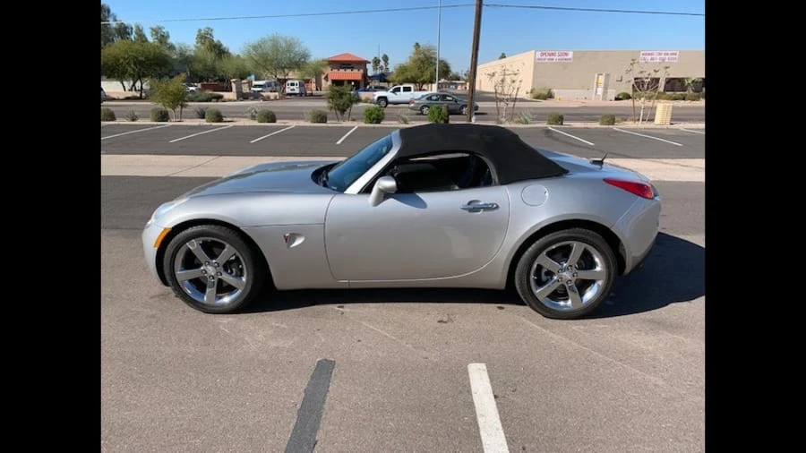 2007 Pontiac Solstice GXP - Image 2 of 12
