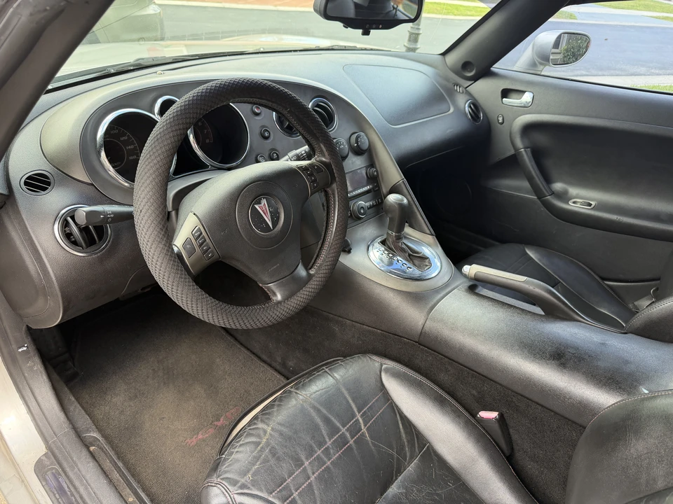 2007 Pontiac Solstice GXP - Image 17 of 21