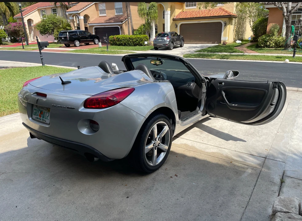 2007 Pontiac Solstice GXP - Image 8 of 21