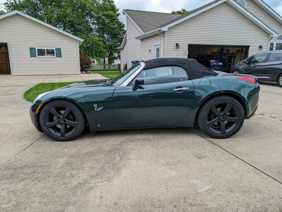 2007 Pontiac Solstice GXP - Image 8 of 31