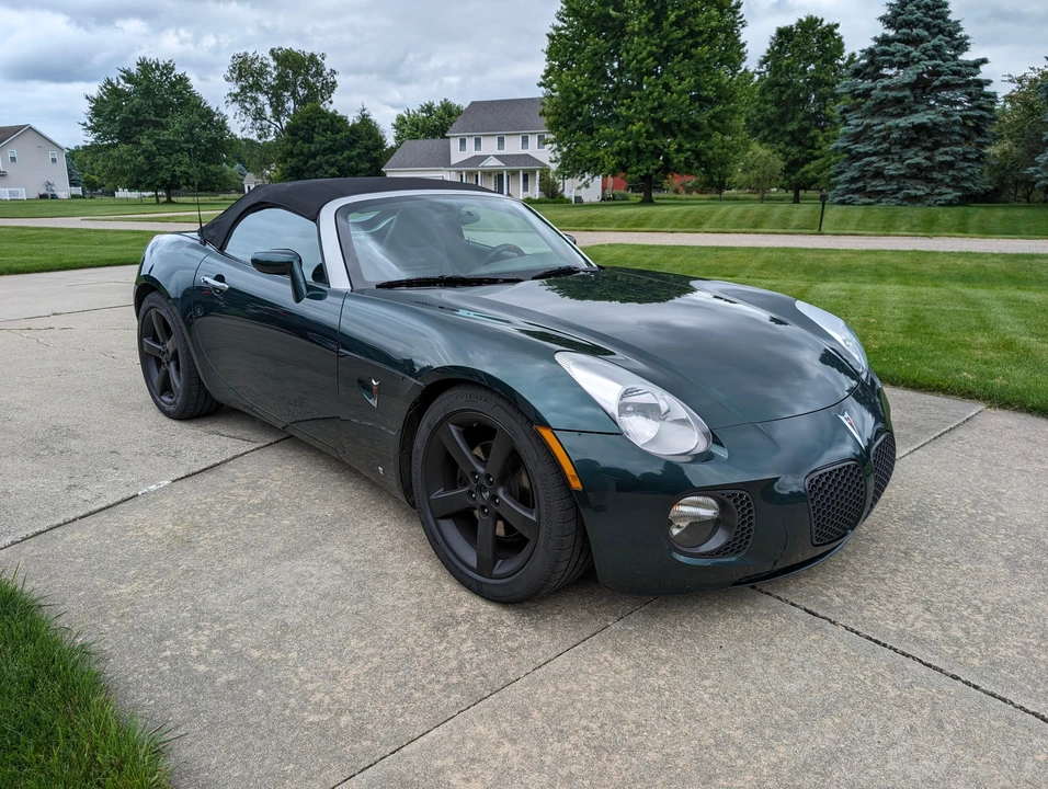 2007 Pontiac Solstice GXP - Image 14 of 31