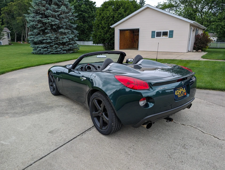 2007 Pontiac Solstice GXP - Image 10 of 31