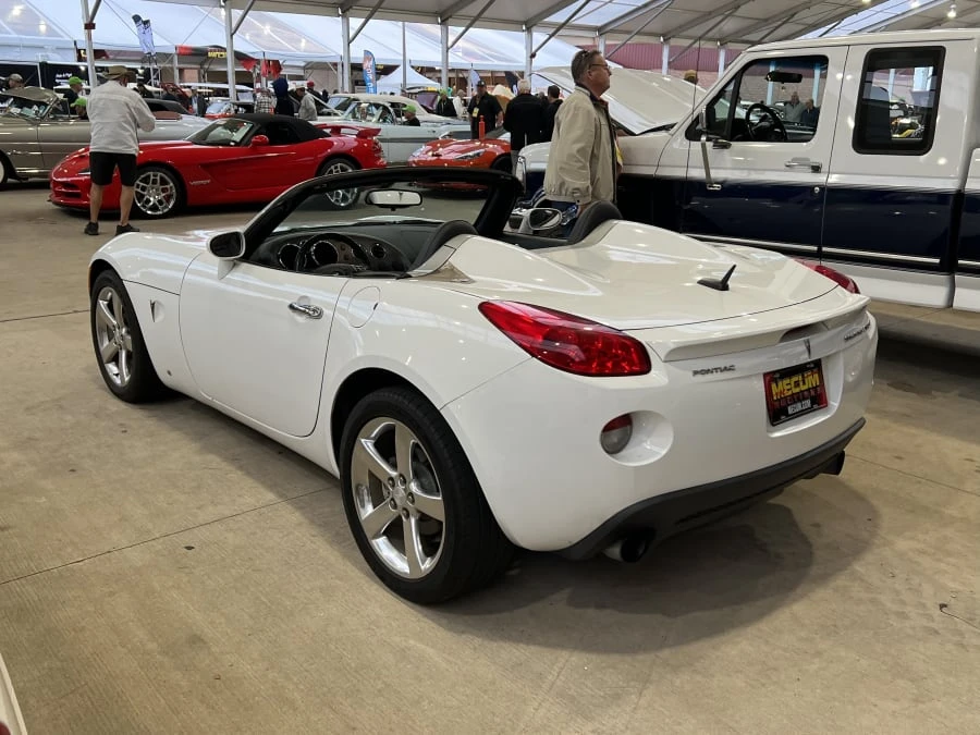 2007 Pontiac Solstice GXP - Image 2 of 4