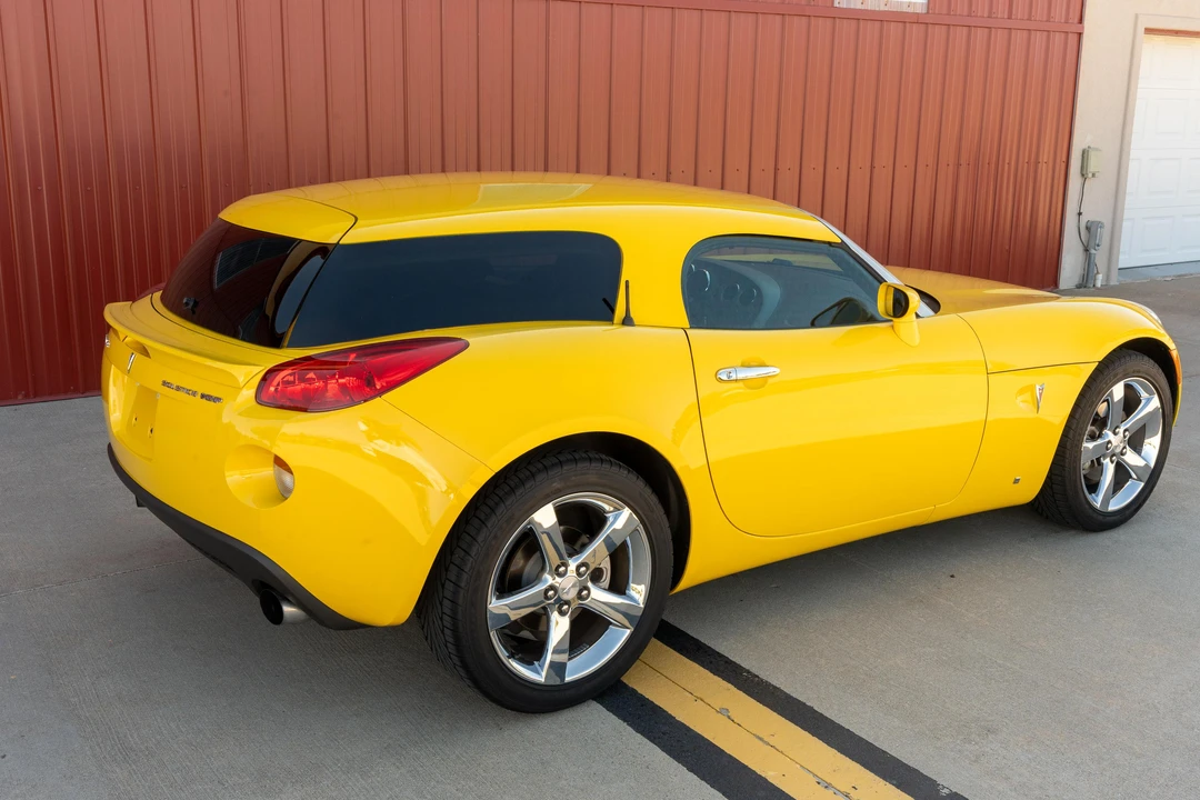 2007 Pontiac Solstice GXP - Image 28 of 31