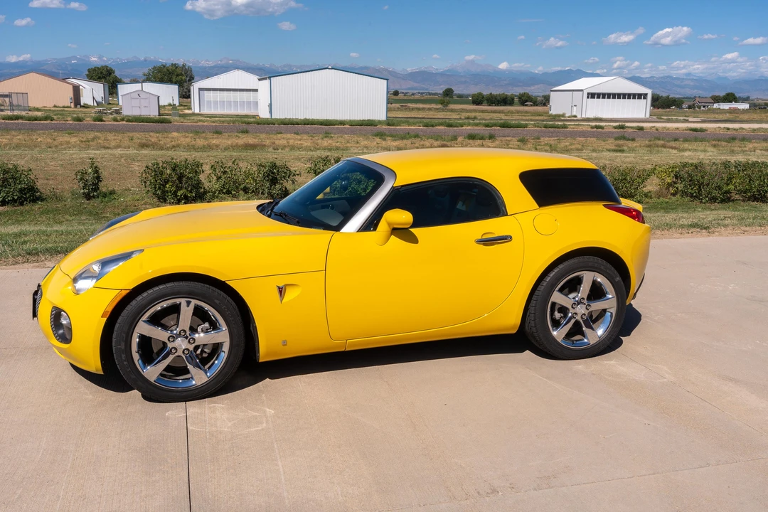 2007 Pontiac Solstice GXP - Image 14 of 31