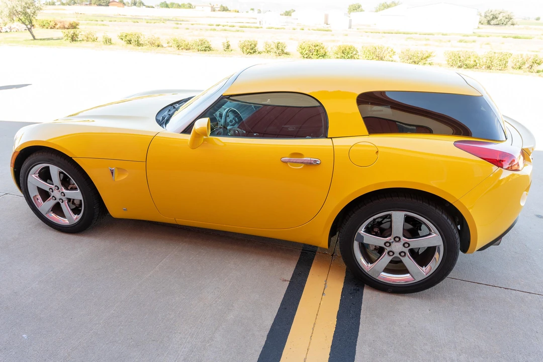 2007 Pontiac Solstice GXP - Image 17 of 31