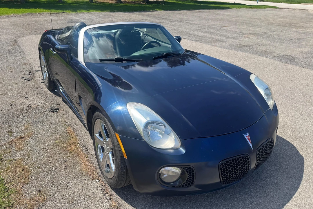 2007 Pontiac Solstice GXP - Image 13 of 31