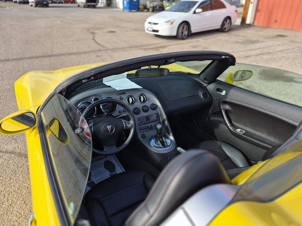 2007 Pontiac Solstice GXP - Image 11 of 15