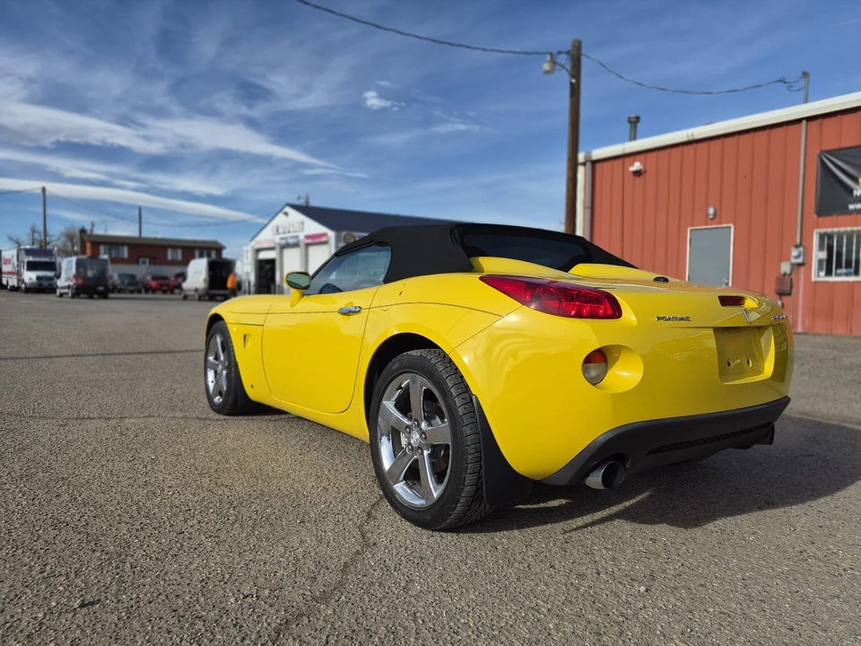 2007 Pontiac Solstice GXP - Image 9 of 15
