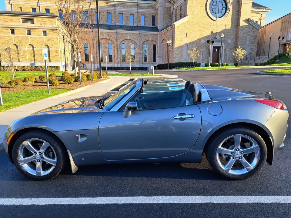 2007 Pontiac Solstice GXP - Image 7 of 13
