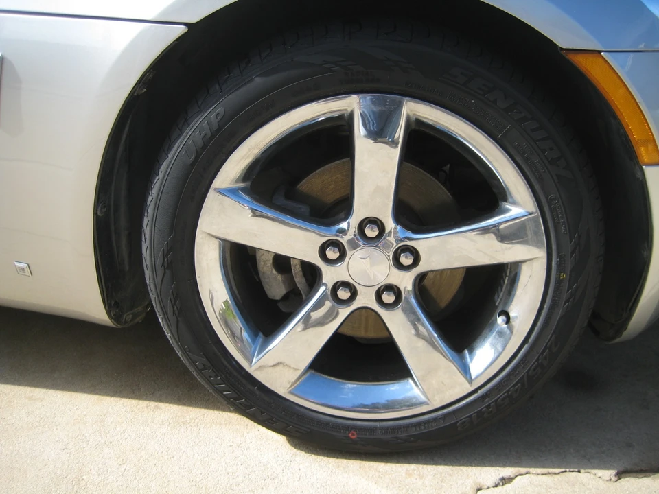 2007 Pontiac Solstice GXP - Image 28 of 30