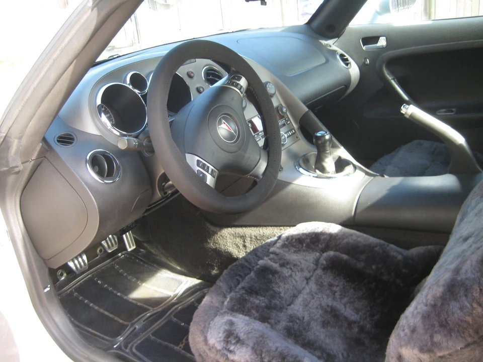 2007 Pontiac Solstice GXP - Image 18 of 30