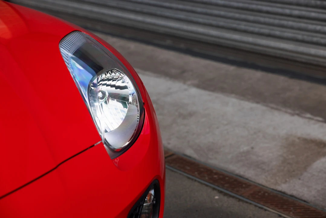 2006 Pontiac Solstice GXP - Image 14 of 31