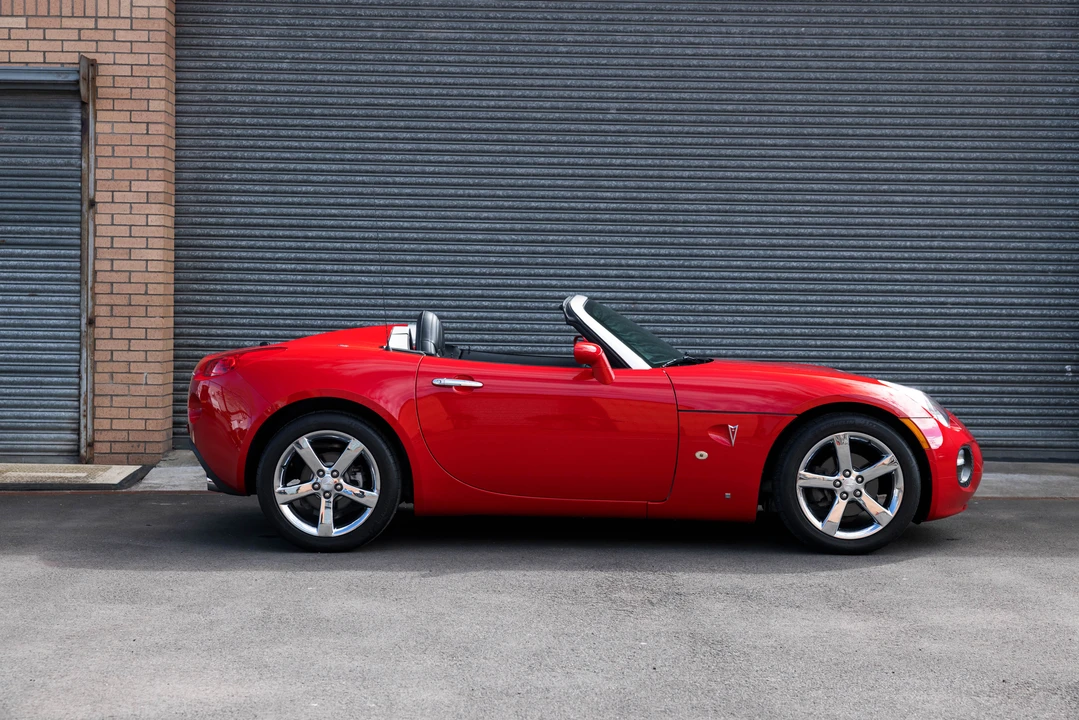 2006 Pontiac Solstice GXP - Image 8 of 31