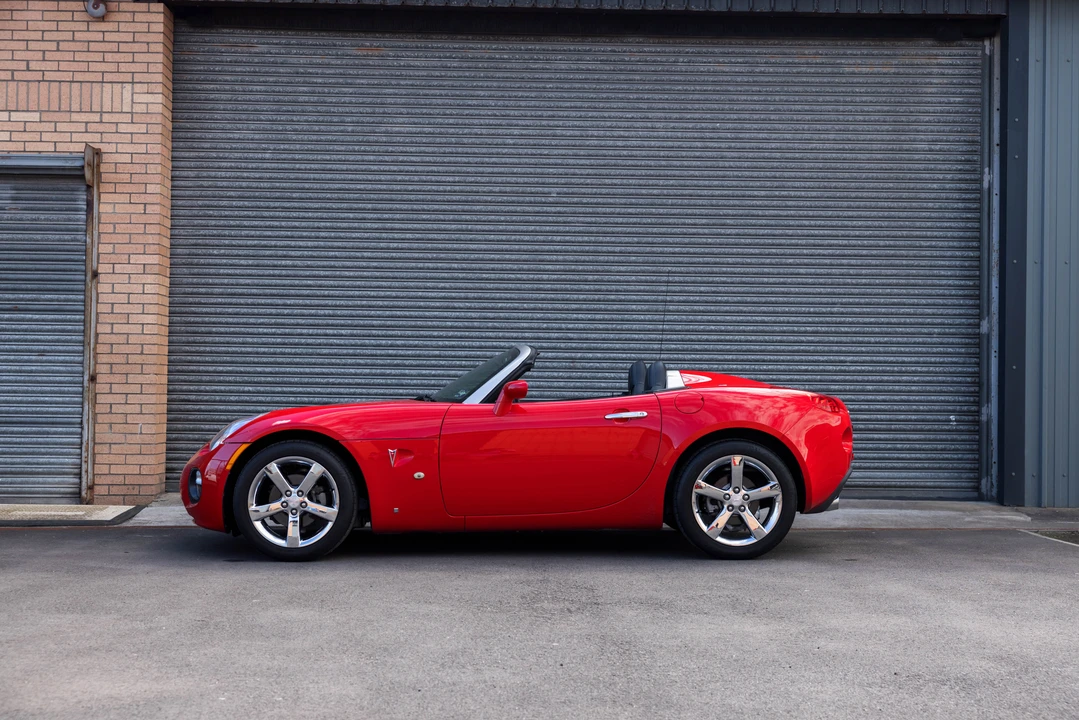 2006 Pontiac Solstice GXP - Image 4 of 31