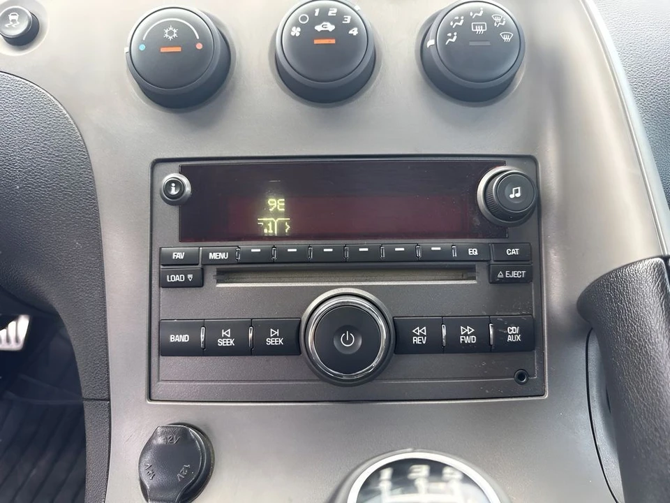 2007 Pontiac Solstice GXP - Image 9 of 18