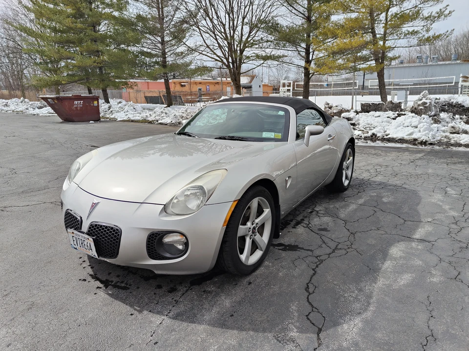 2007 Pontiac Solstice GXP - Image 9 of 31