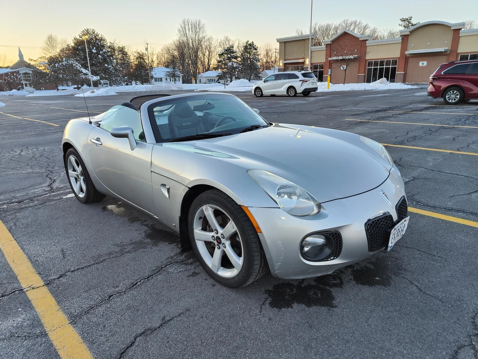 2007 Pontiac Solstice GXP - Image 8 of 31