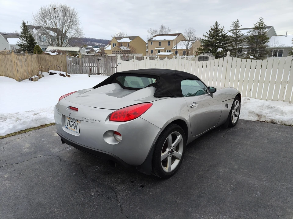 2007 Pontiac Solstice GXP - Image 17 of 31
