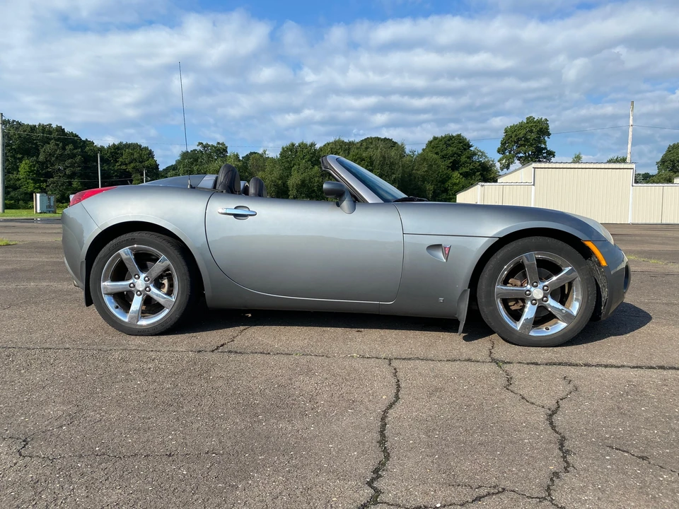 2007 Pontiac Solstice GXP - Image 22 of 31