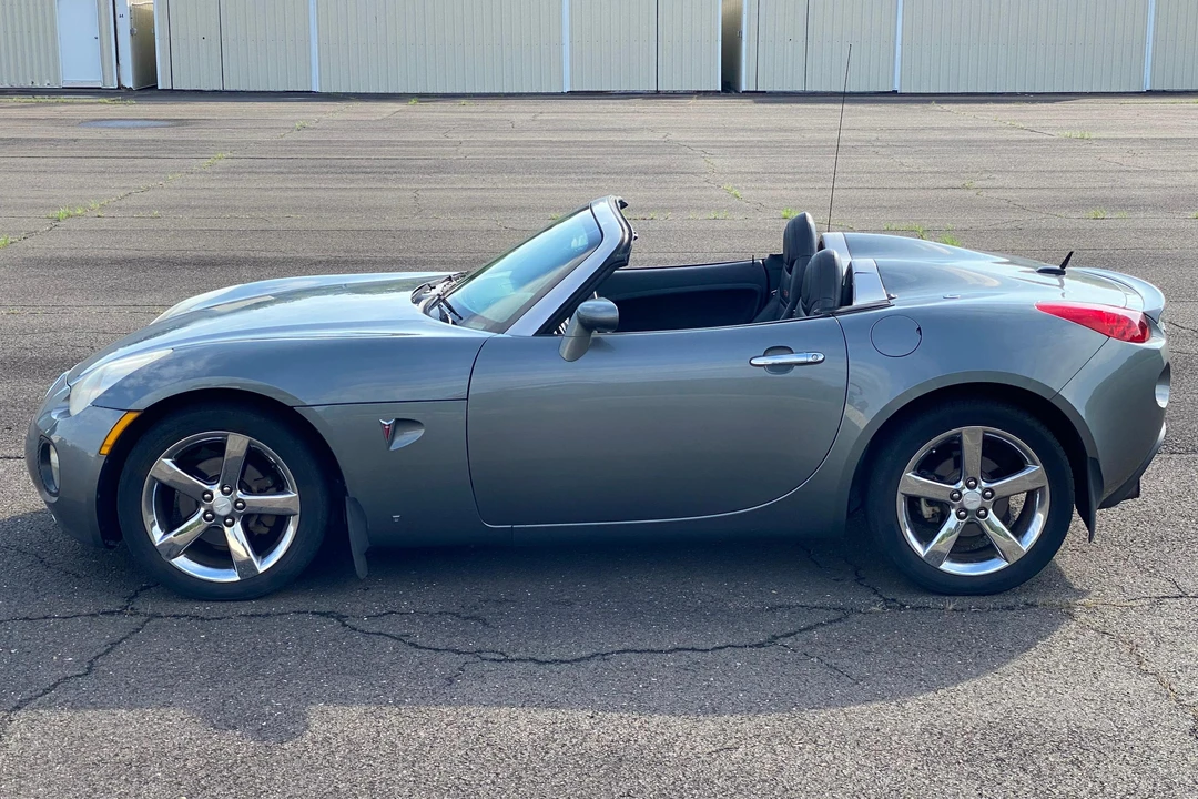 2007 Pontiac Solstice GXP - Image 3 of 31