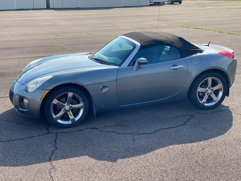 2007 Pontiac Solstice GXP - Image 29 of 31
