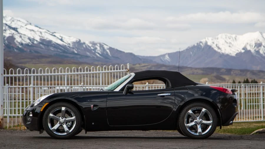 2007 Pontiac Solstice GXP - Image 2 of 20
