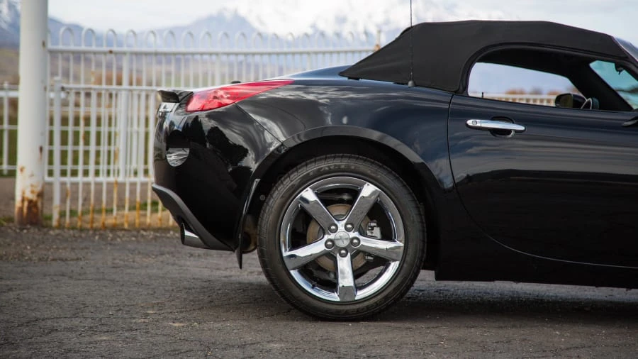 2007 Pontiac Solstice GXP - Image 18 of 20