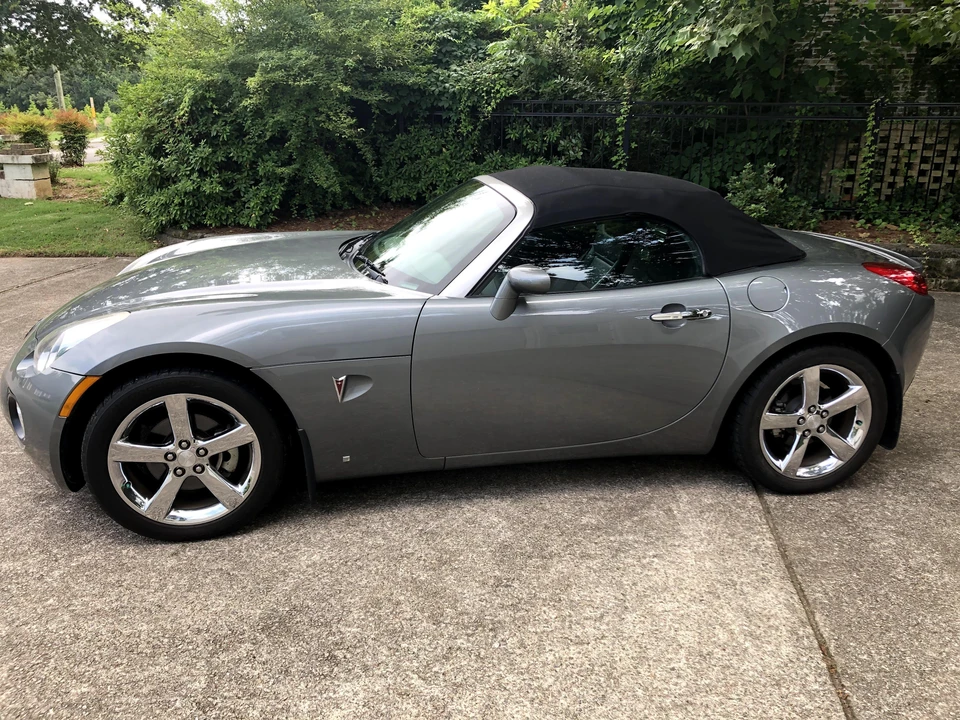 2007 Pontiac Solstice GXP - Image 17 of 31