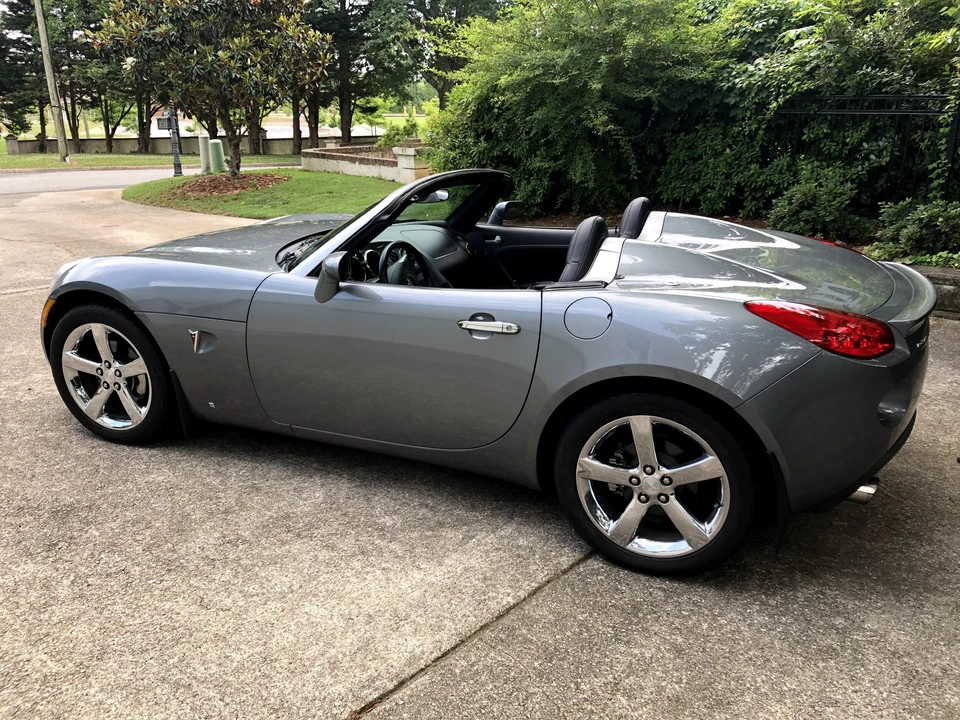 2007 Pontiac Solstice GXP - Image 9 of 31