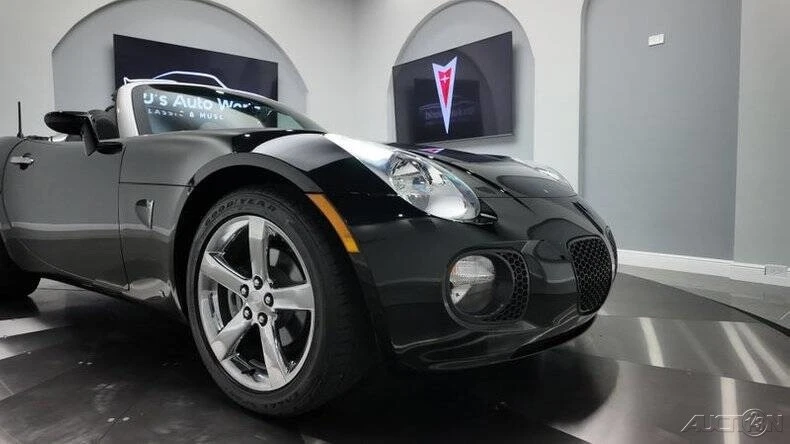2007 Pontiac Solstice GXP - Image 13 of 21