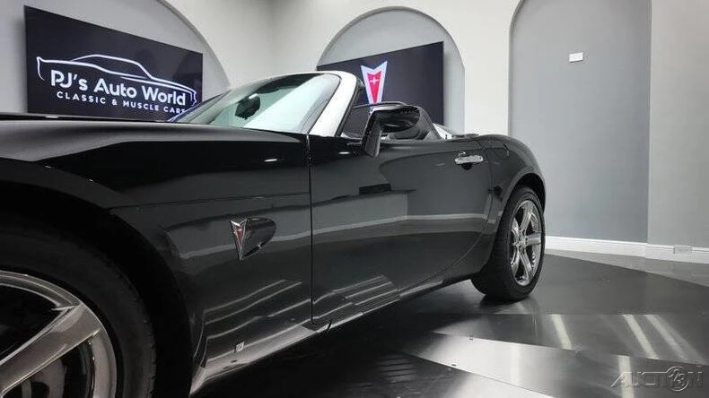 2007 Pontiac Solstice GXP - Image 18 of 21