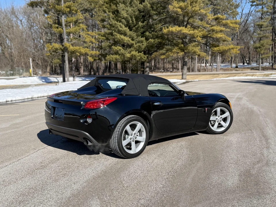 2007 Pontiac Solstice GXP - Image 25 of 31