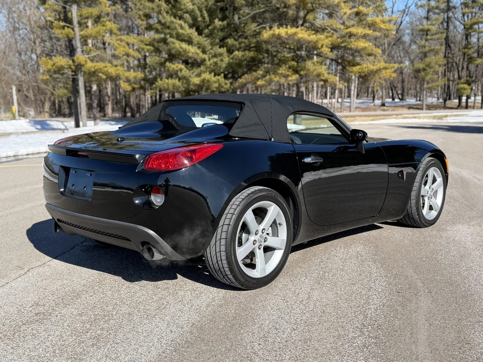 2007 Pontiac Solstice GXP - Image 26 of 31